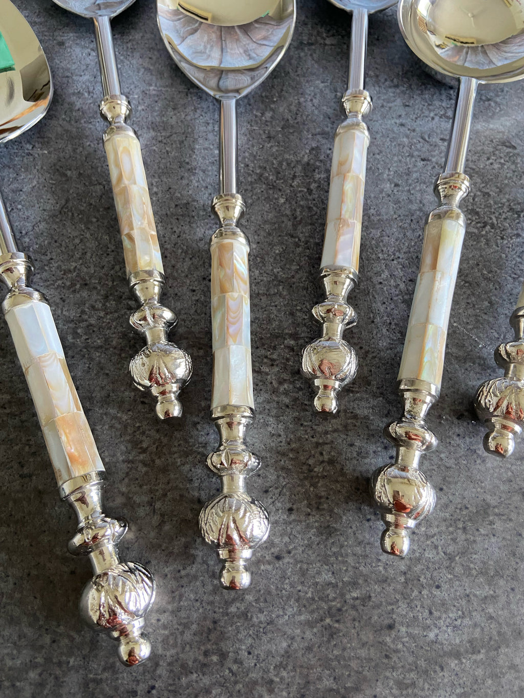 Elegance Pearl Serving Spoon Set