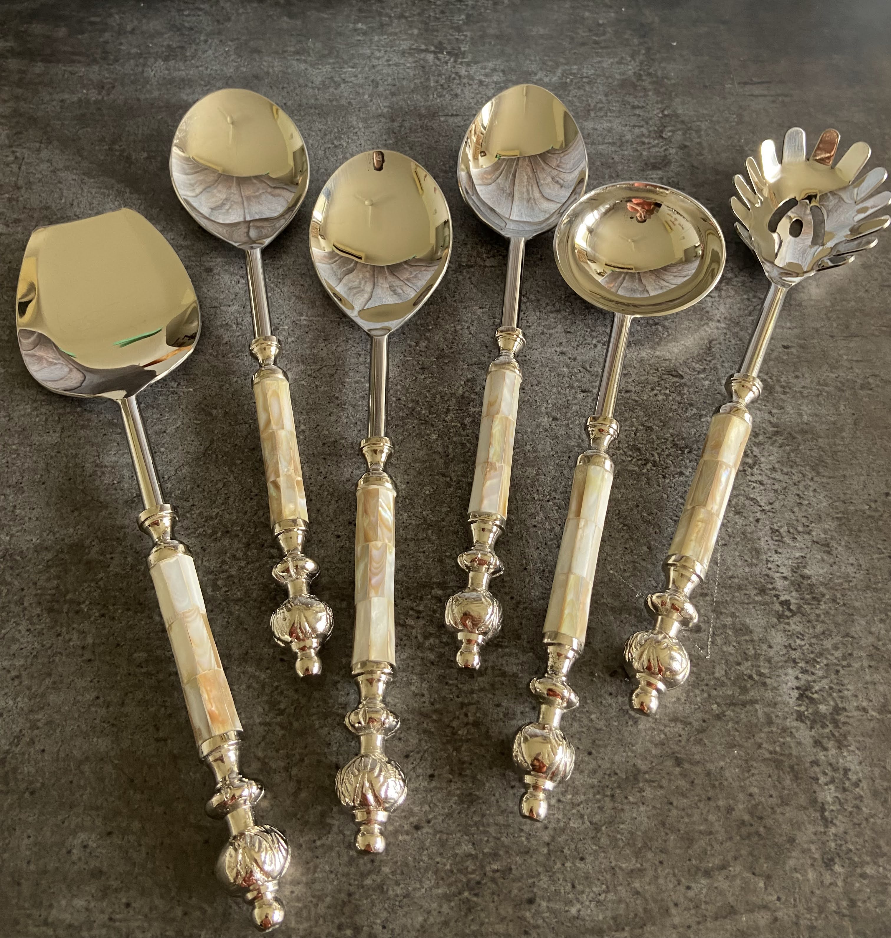 Elegance Pearl Serving Spoon Set